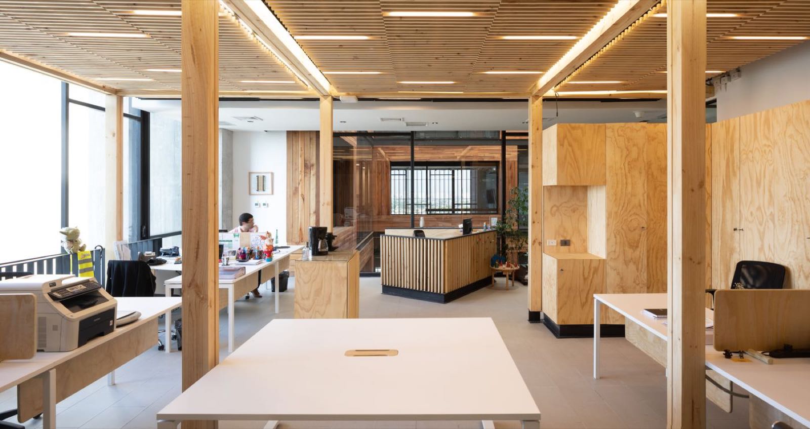 OFICINAS COPEC-UC, Centro de Innovación UC, Santiago — obra de Paralelo Transversal, arquitectura en Chile (2)