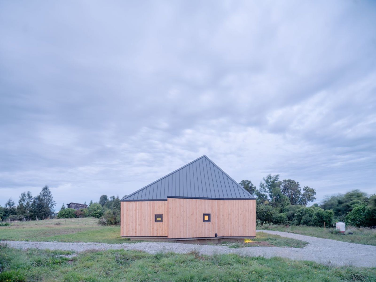 CASA EL PANGUE, Puerto Varas — obra de Paralelo Transversal, arquitectura en Chile (3)