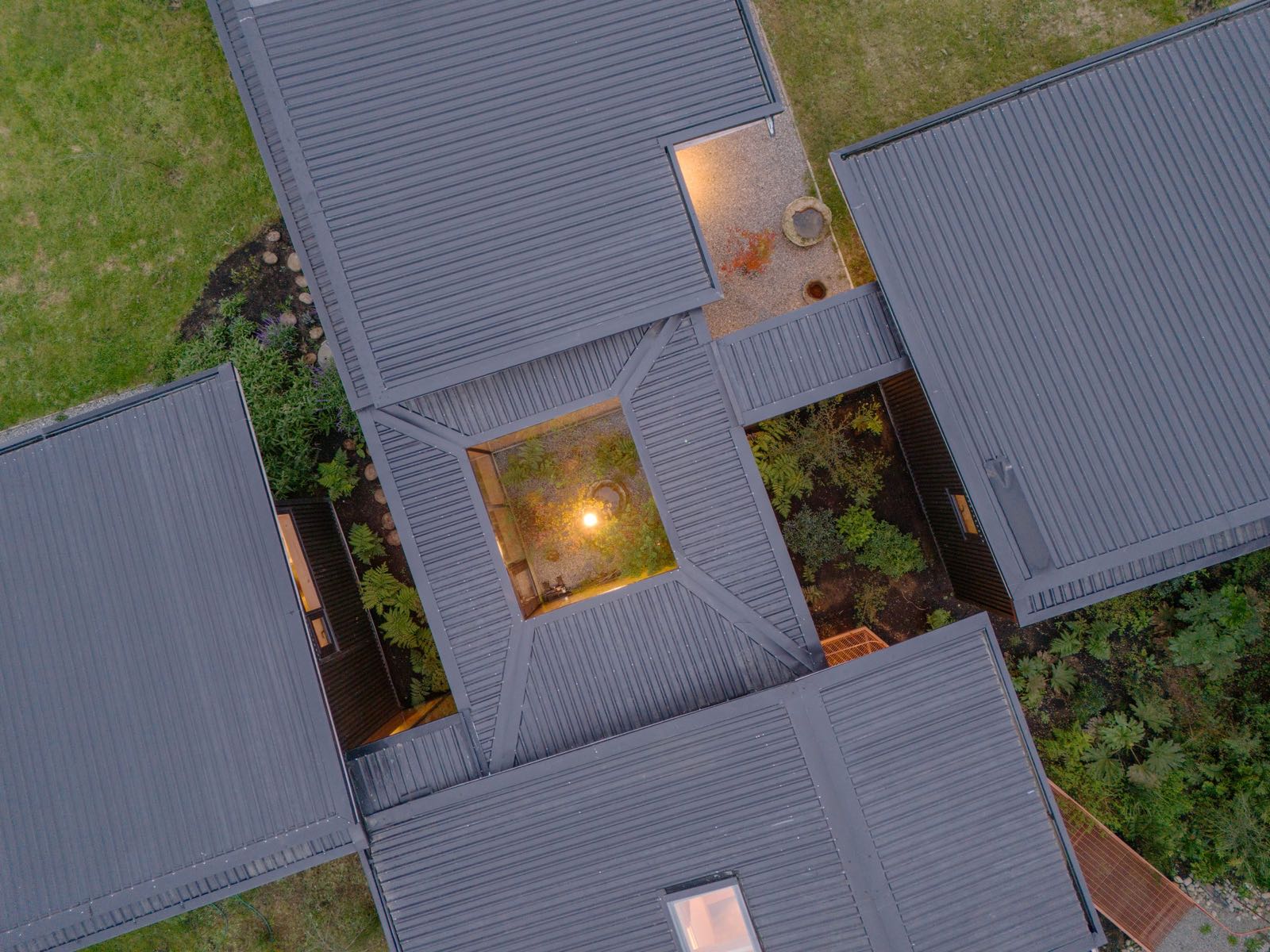 CASA LAS CUMBRES, Puerto Varas — obra de Paralelo Transversal, arquitectura en Chile