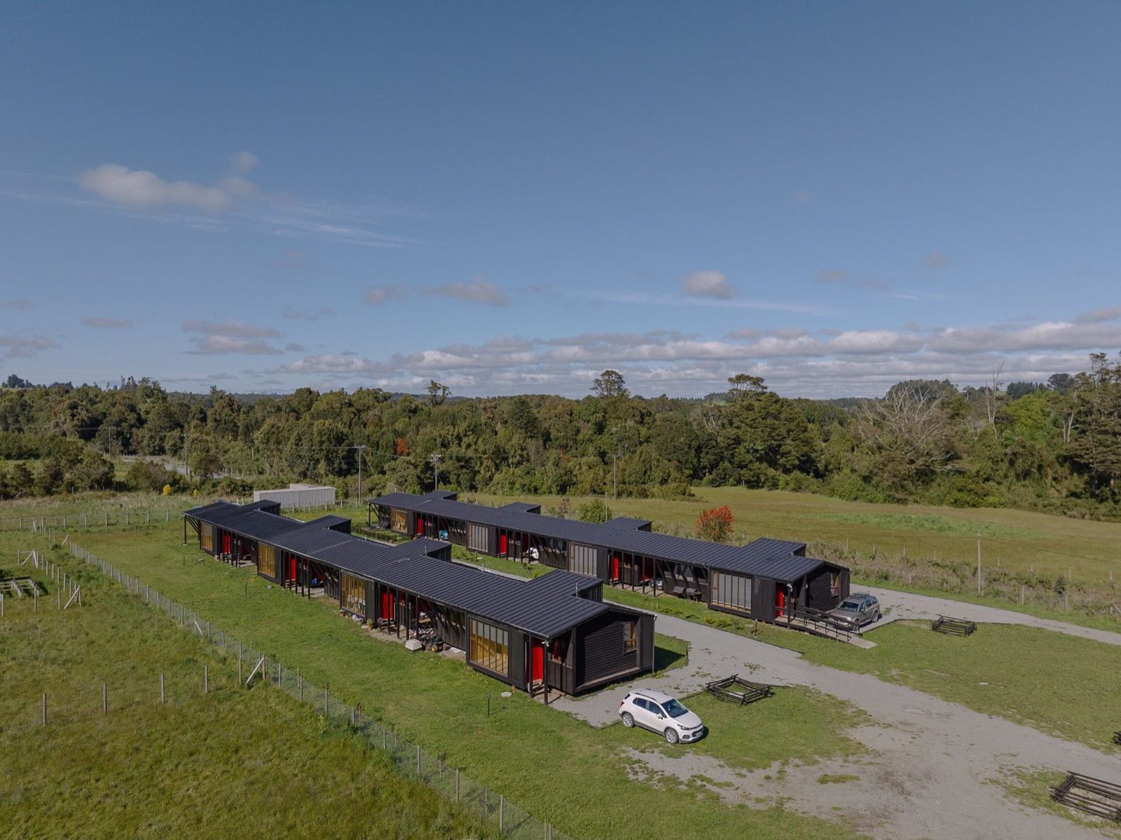 PLAYA HERMOSA, Puerto Varas — obra de Paralelo Transversal, arquitectura en Chile