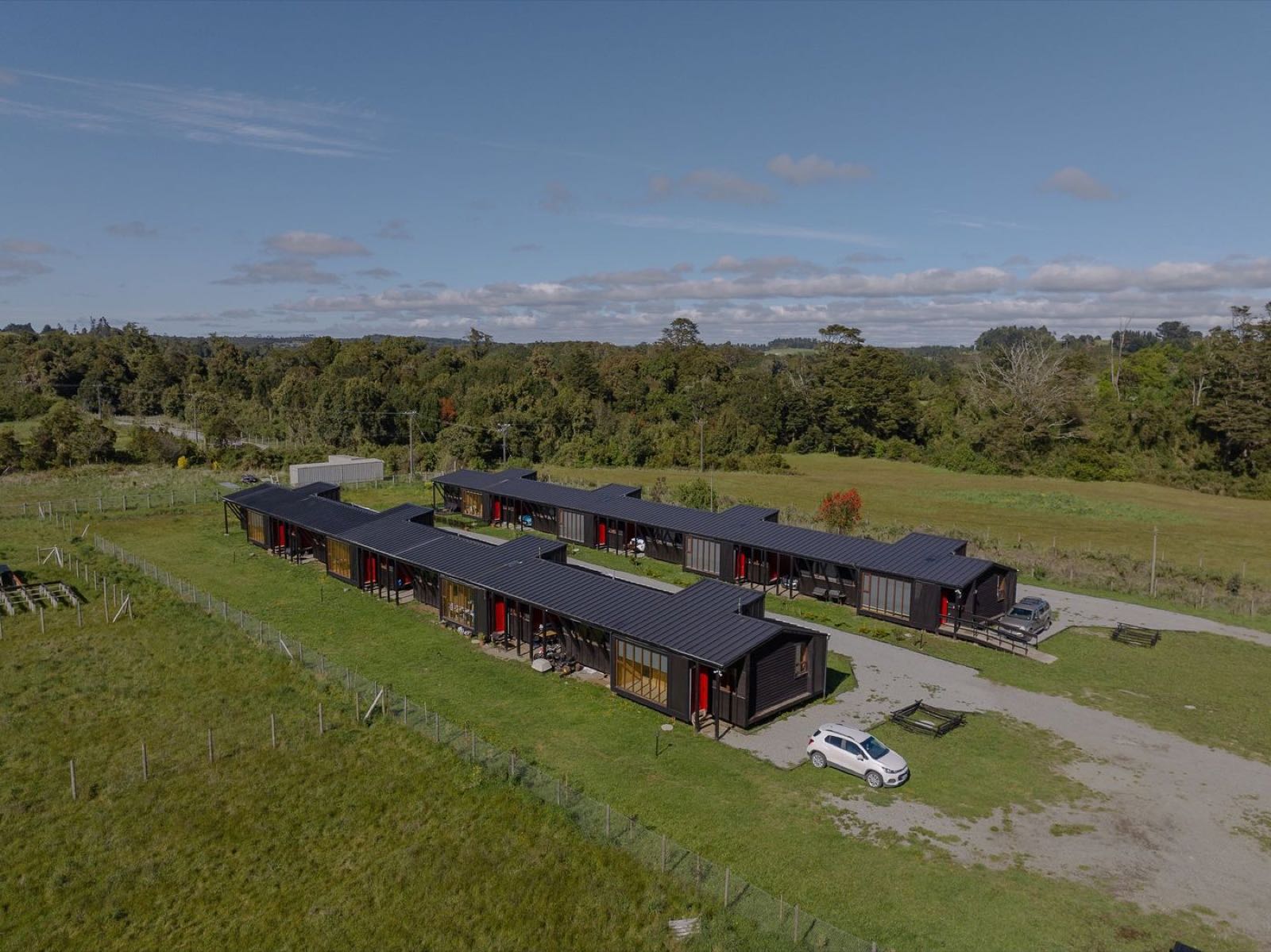 PLAYA HERMOSA, Puerto Varas — obra de Paralelo Transversal, arquitectura en Chile (5)